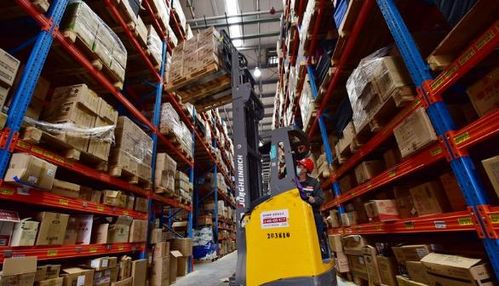 深夜逃離 一個(gè)快遞員的城市配送心路